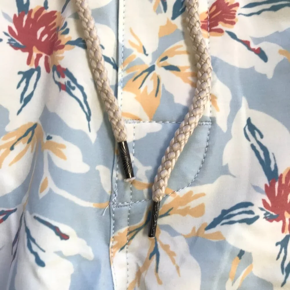 NWT Faherty Classic Board Bermuda Shorts Mens 35 Blue Floral 7.5